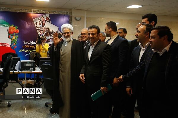 بازدید دادستان کل کشور از  روند ثبت نام انتخابات یازدهمین دوره مجلس شورای اسلامی