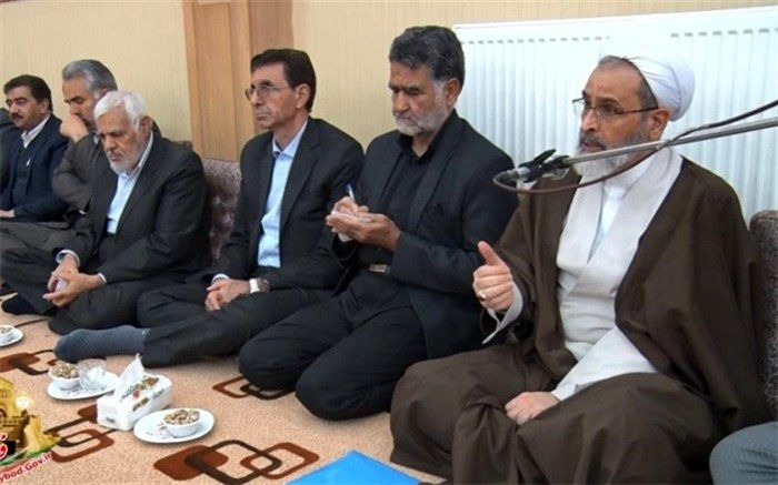 باید الگویی از مشارکت نمونه در انتخابات این دوره ارائه شود