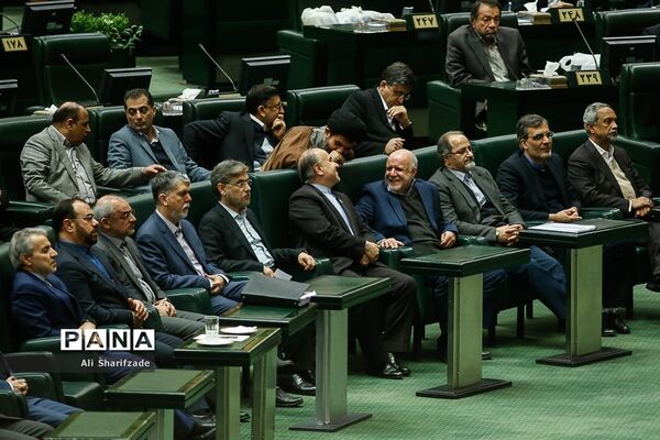 تقدیم لایحه بودجه ۹۹ به مجلس شورای اسلامی