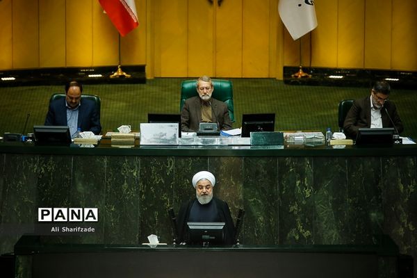 تقدیم لایحه بودجه ۹۹ به مجلس شورای اسلامی