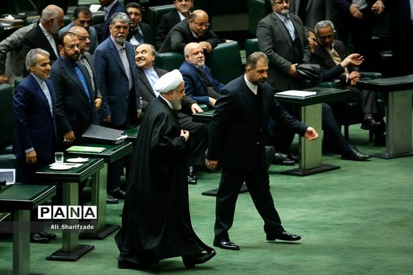 تقدیم لایحه بودجه ۹۹ به مجلس شورای اسلامی