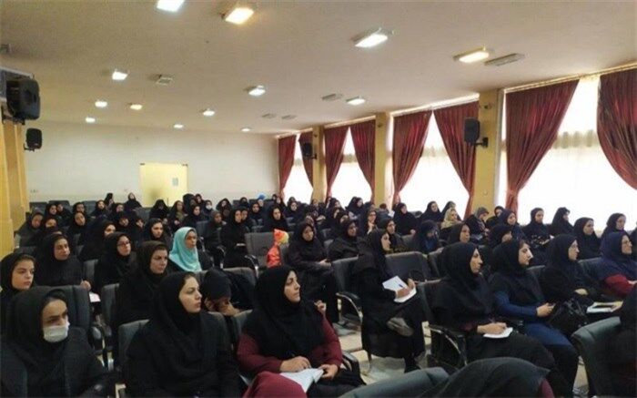 300 نفر از مربیان آمادگی ناحیه یک در دوره آموزشی بهداشتی شرکت کردند