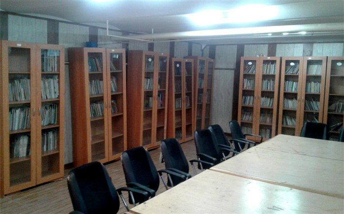 ایده ای برای کتابخوانی در  مدرسه هفتم تیر منطقه10