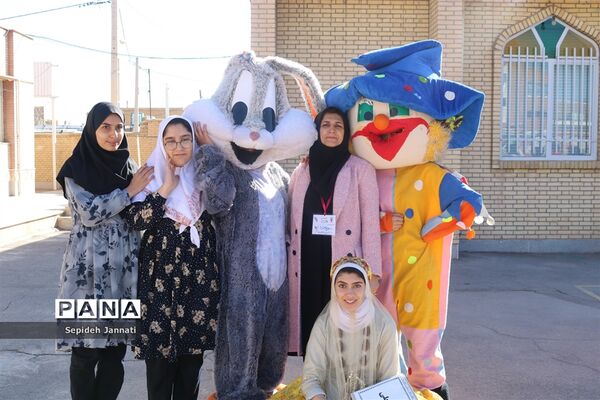 برگزاری المپیاددرون مدرسه‌ای مدارس متوسطه شهرستان آباده