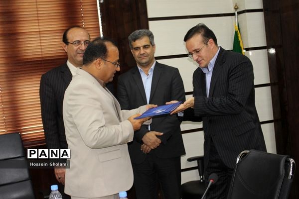 آئین معارفه معاون هماهنگی و معاون آموزشی دانشگاه فرهنگیان بوشهر