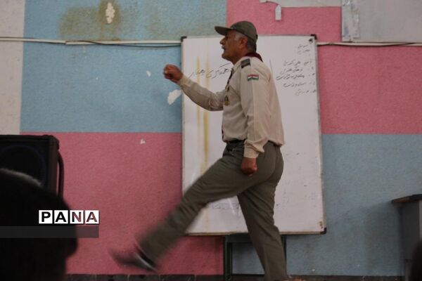 دوره آموزشی و توانمندسازی مربیان پیشتاز شهرستان لنده