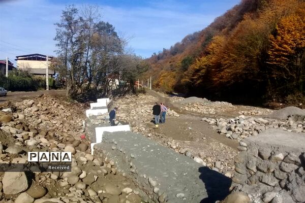 بازدید مسئولان استانی از روند اجرای پروژه‌های حوادثی غرب مازندران