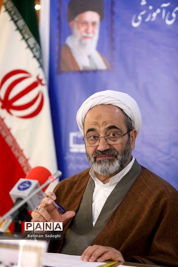 نشست خبری رئیس سازمان پژوهش و برنامه‌‍ریزی آموزشی