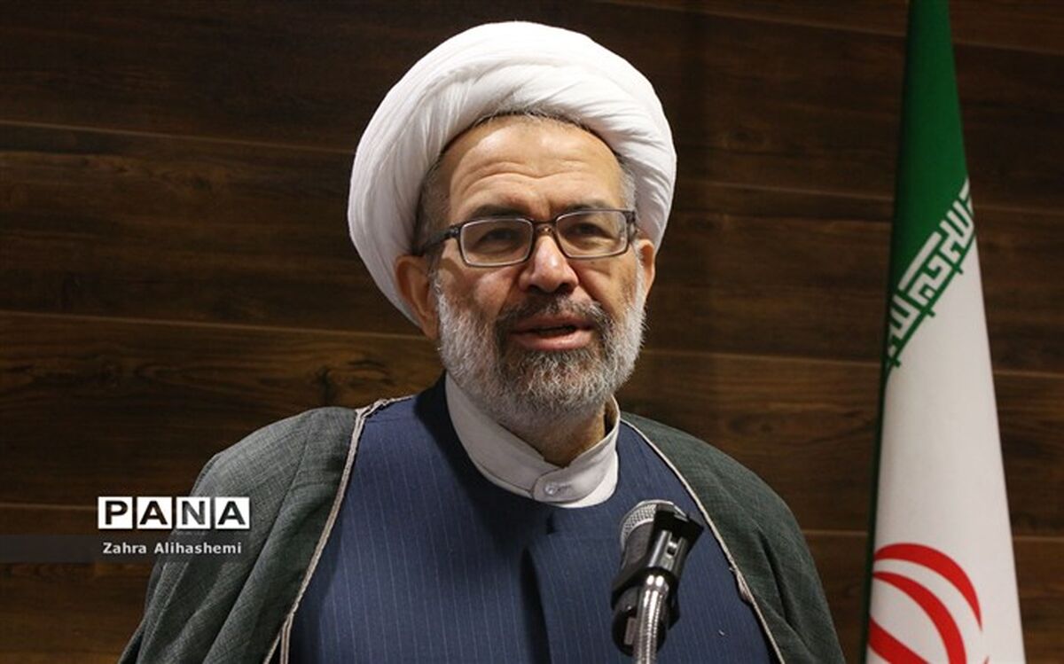 صادق زاده: تحول بنیادین از مدرسه شروع می شود و نه از وزارتخانه
