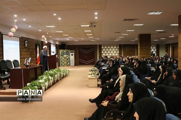 همایش مدیران 400 مدرسه الگوی شهر تهران