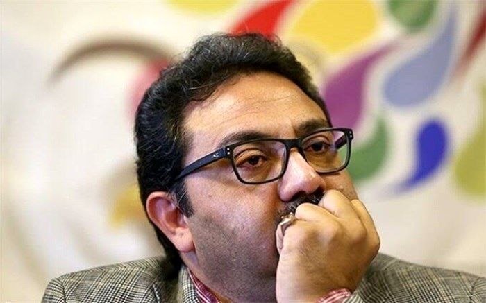 پیروز ارجمند: فرهنگ و هنر مغازه نیست که هر روز مشتری و سود داشته باشد