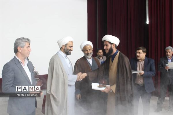 اجلاس نماز در شهرستان دشتستان