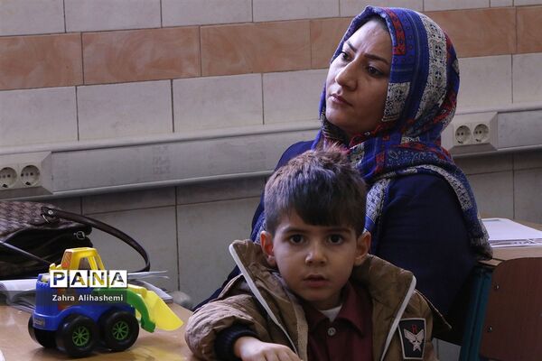نمایشگاه صنایع دستی و دست آورده‌های سواد آموزان شهر تهران