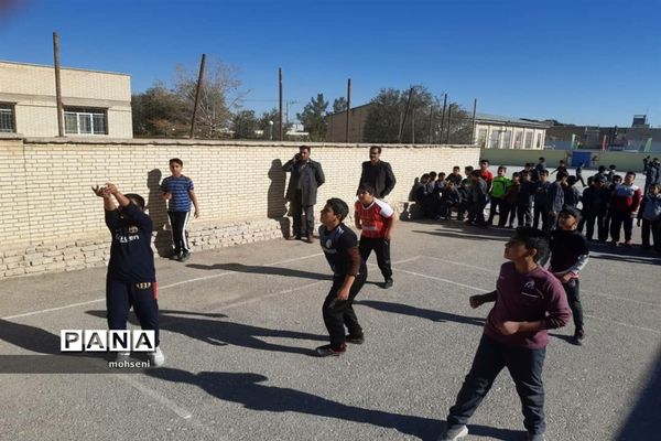 مسابقات ورزشی در آموزشگاه سید جمال ابرکوه