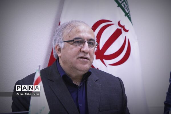 جلسه هم‌اندیشی ارزیابان پایگاه های تغذیه سالم مدارس شهر تهران