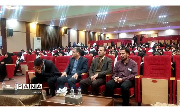 بدرقه  اولین گروه  دانش آموزان اعزامی منطقه 13 به اردوی  راهیان نور