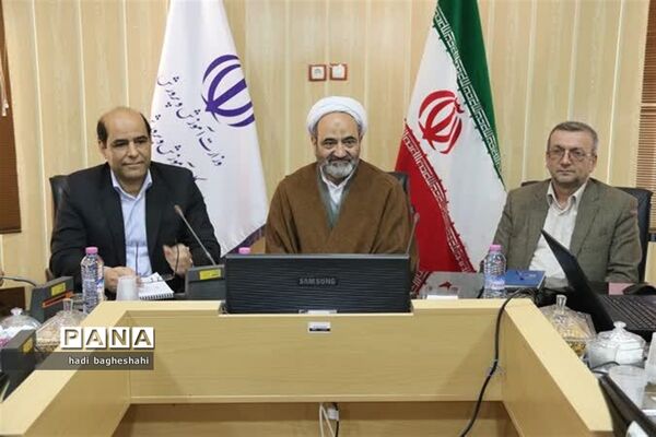 برگزاری شورای معاونان آموزش و پرورش با حضور معاون وزیر دریزد