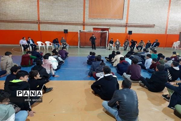 مسابقات فوتسال شهدای دانش‌آموز قزوین