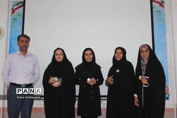اختتامیه دوره  آموزشی زنگ سخن و فن بیان در شهرستان دشتستان