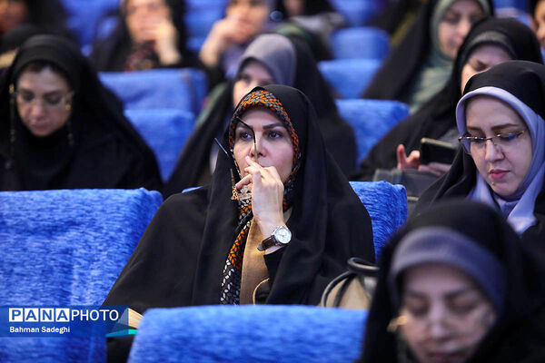 رویداد تفکر روایی در مدیریت مدرسه