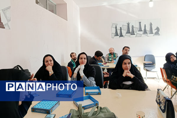 برگزاری کارگاه آموزشی ویژه مربیان پیشتاز ناحیه ۴ شیراز 