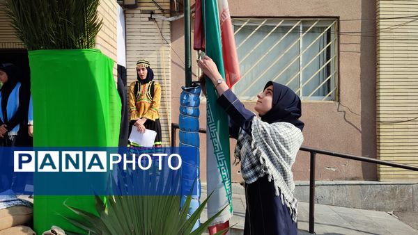 مانور استانی بازگشایی مدرسه در دبیرستان بهار آزادی قائمشهر