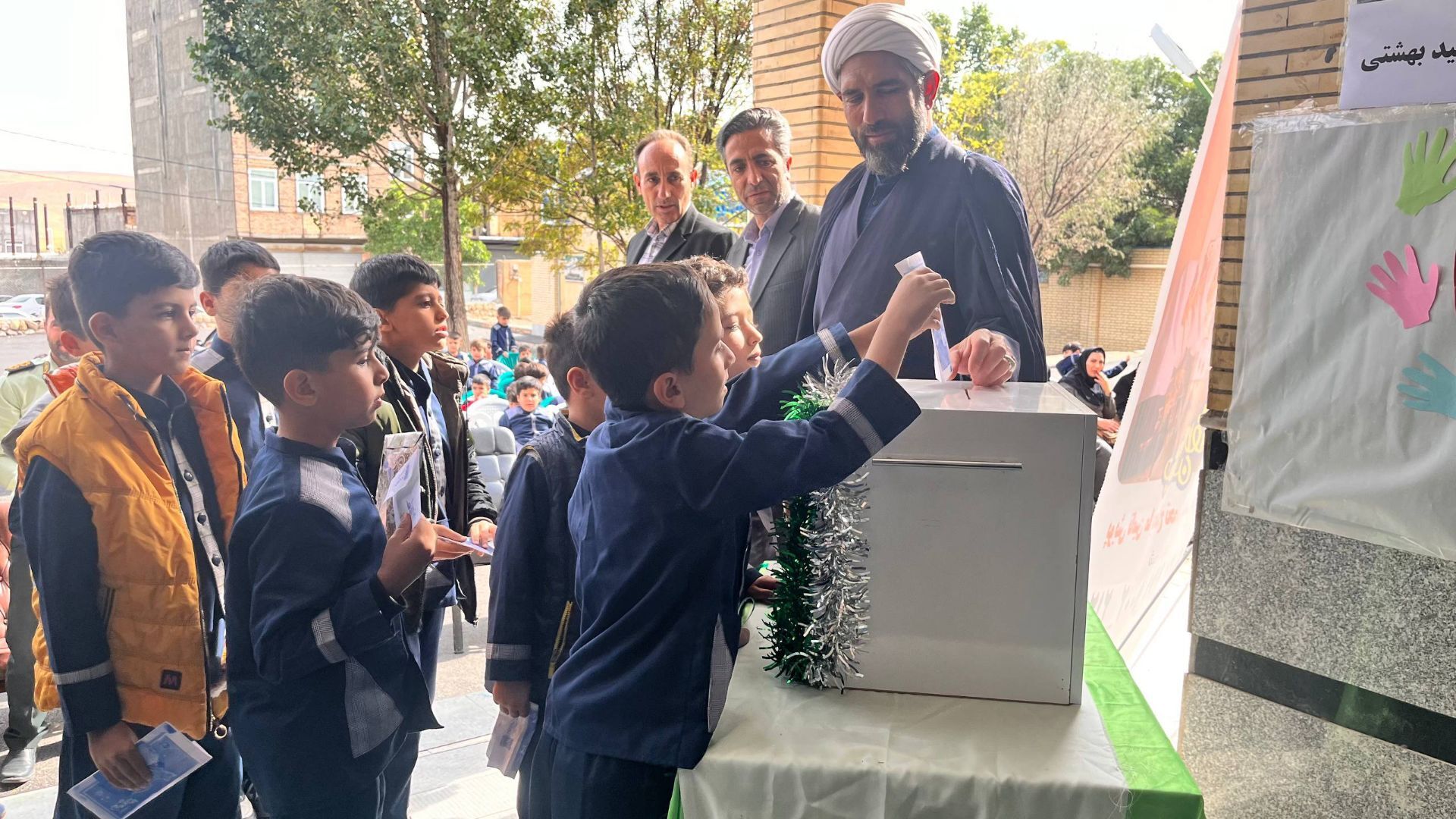 جشن عاطفه‌ها در شهرستان چاراویماق