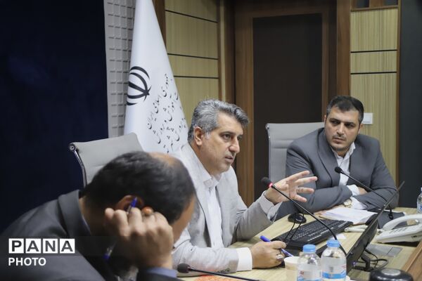 جلسه ستاد اربعین حسینی در اداره کل آموزش و پرورش شهر تهران