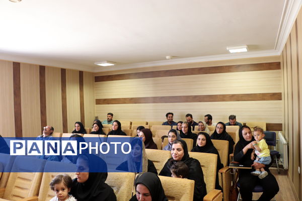 برگزاری مراسم روز ملی به‌ورز در شبکه بهداشت و درمان قروه