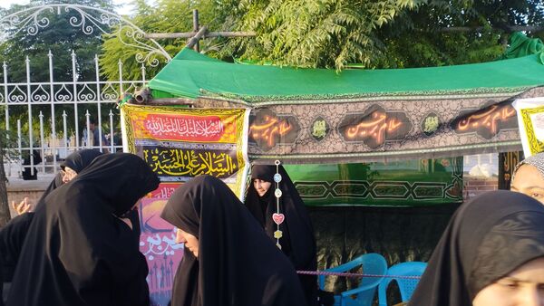 برپایی موکب بین راهی در مراسم پیاده روی جاماندگان اربعین شهرستان خلیل آباد 