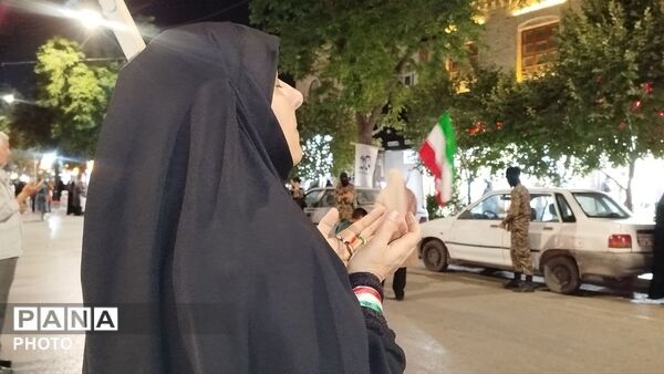 صدمین شب از اجتماعات در حسینیه امام خمینی