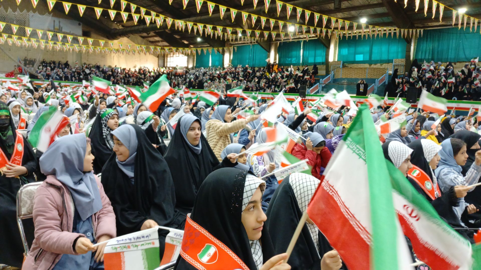 همایش دختران حاج قاسم در قم