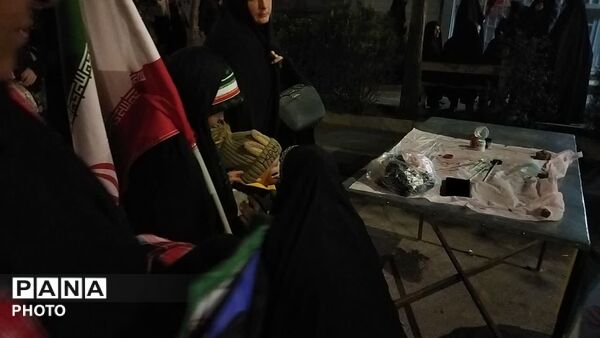 قاب هایی از جنس خدمت در نیشابور 