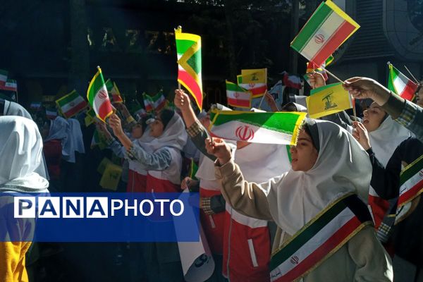 حضور پرشور دختران و پسران شهریار در روز استکبار ستیزی