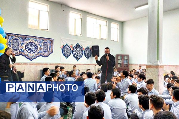 ترنم انتظار در مدارس پیشوا