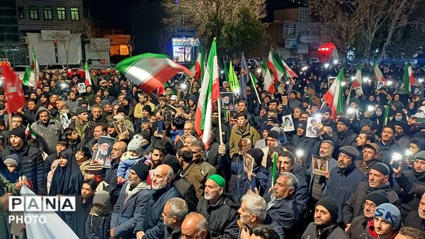 فریاد مقاومت و انتقام با حماسه حضور اهالی رزن