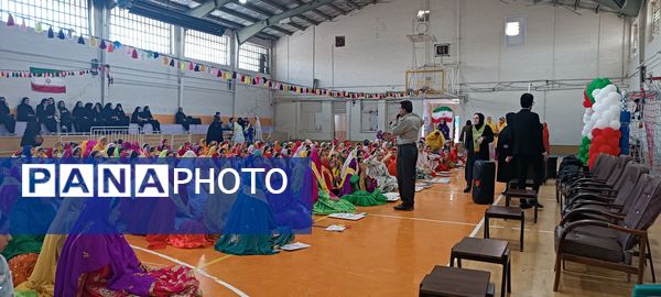 اجتماع بزرگ یاوران انقلاب در شهرستان فارسان