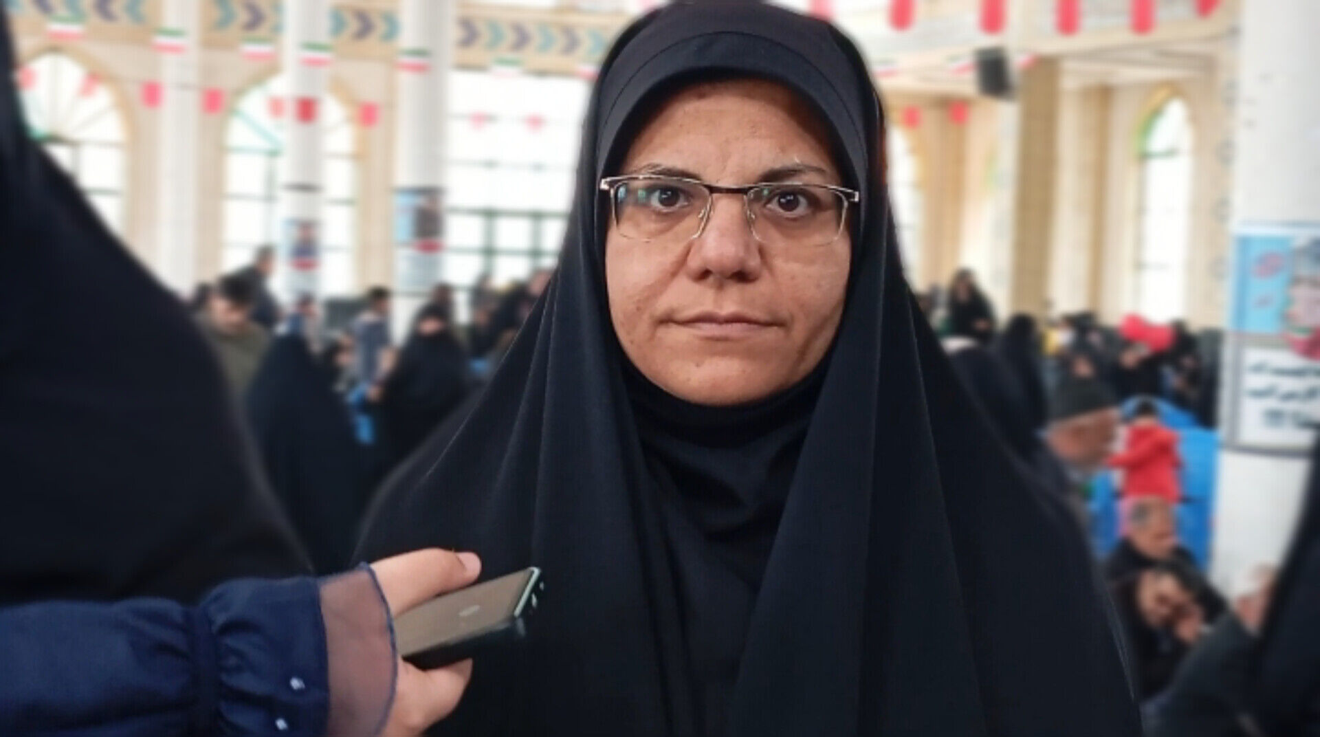 دانش‌آموزان بسیجی بن مشت محکمی بر دهان یاوه‌گویان زدند