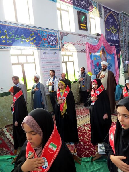 بازدید قائم مقام سازمان دانش‌آموزی از دانش‌آموزان پیشتاز معتکف بام و صفی‌آباد