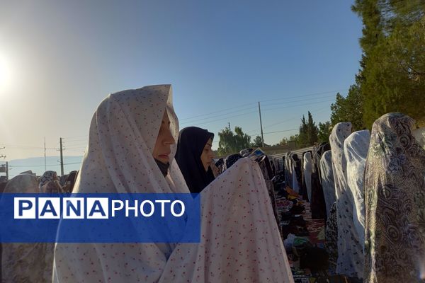 نماز عید فطر ۱۴۰۴ در روستای ظفرآباد شیراز اقامه شد