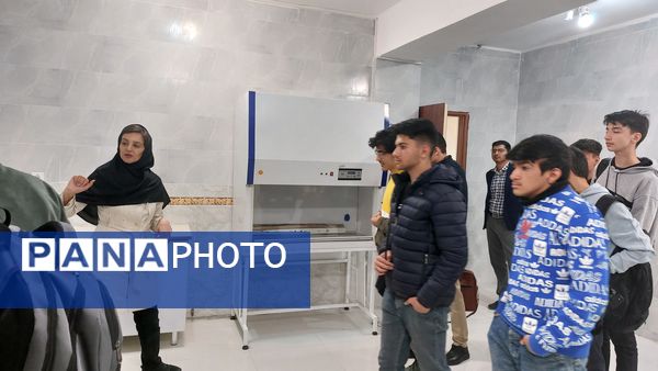 کارگاه آشنایی با تجهیزات آزمایشگاه کشت سلول و تکنیک‌های آسپتیک