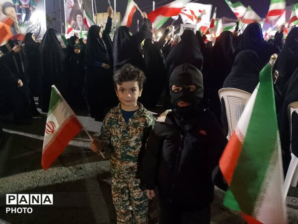میدان ۲۲ بهمن گلوگاه، میعادگاه پیمان با ایران