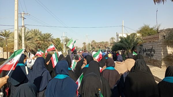 جشن پیروزی انقلاب در فین