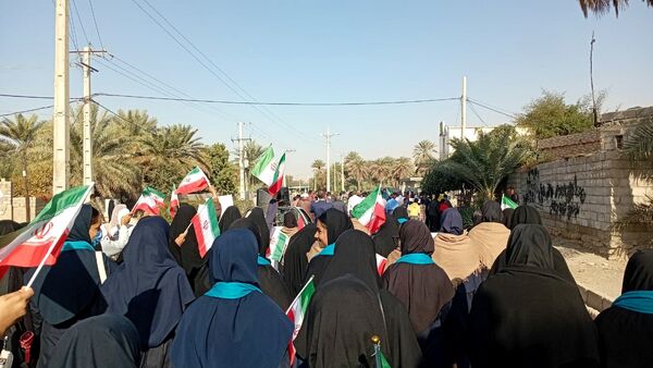جشن پیروزی انقلاب در فین