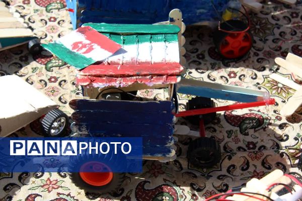 جشنواره دانش‌آموزی «کوک به کوک، حال خوب» در دبستان عطایی‌فرد