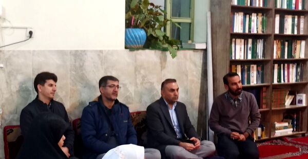 اعتکاف دانش آموزان پیشتاز در مسجد امام رضا شهرکرد 