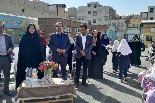 برگزاری جشن غنچه ها در آموزشگاه حضرت زینب(س)