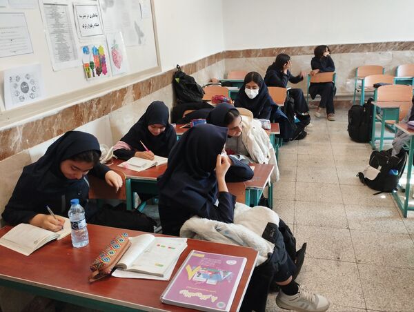 طرح مدام در دبیرستان سرافرازان ناحیه ۶