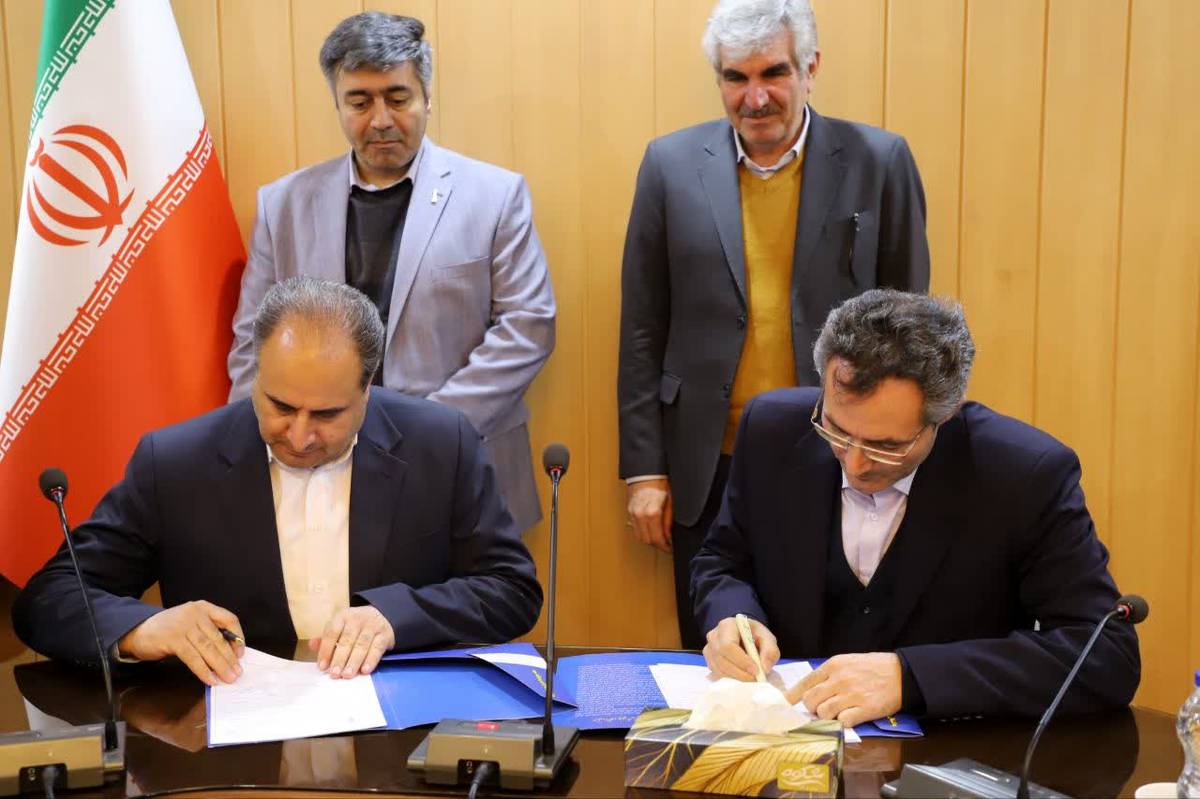 انعقاد تفاهم‌نامه سه‌جانبه آموزش و پرورش، صنعت و دانشگاه جامع علمی‌کاربردی در آذربایجان شرقی