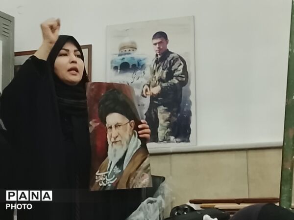   اجتماع مردمی در ناحیه 5 مهشهد به خونخواهی امام سید علی خامنه‌ای 